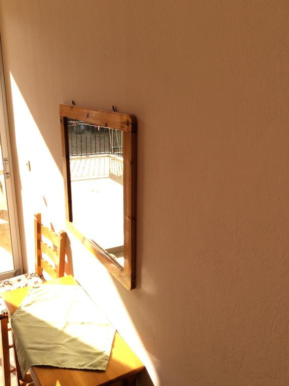 Apartments Rania Tolo Bilik gambar
