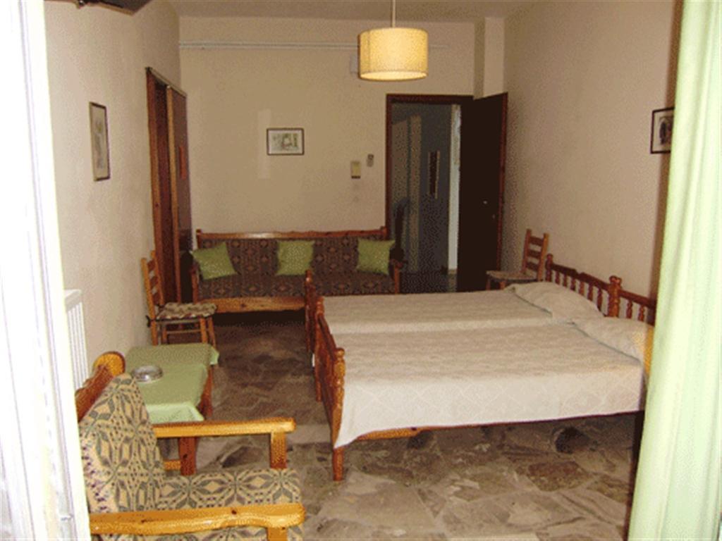Apartments Rania Tolo Bilik gambar
