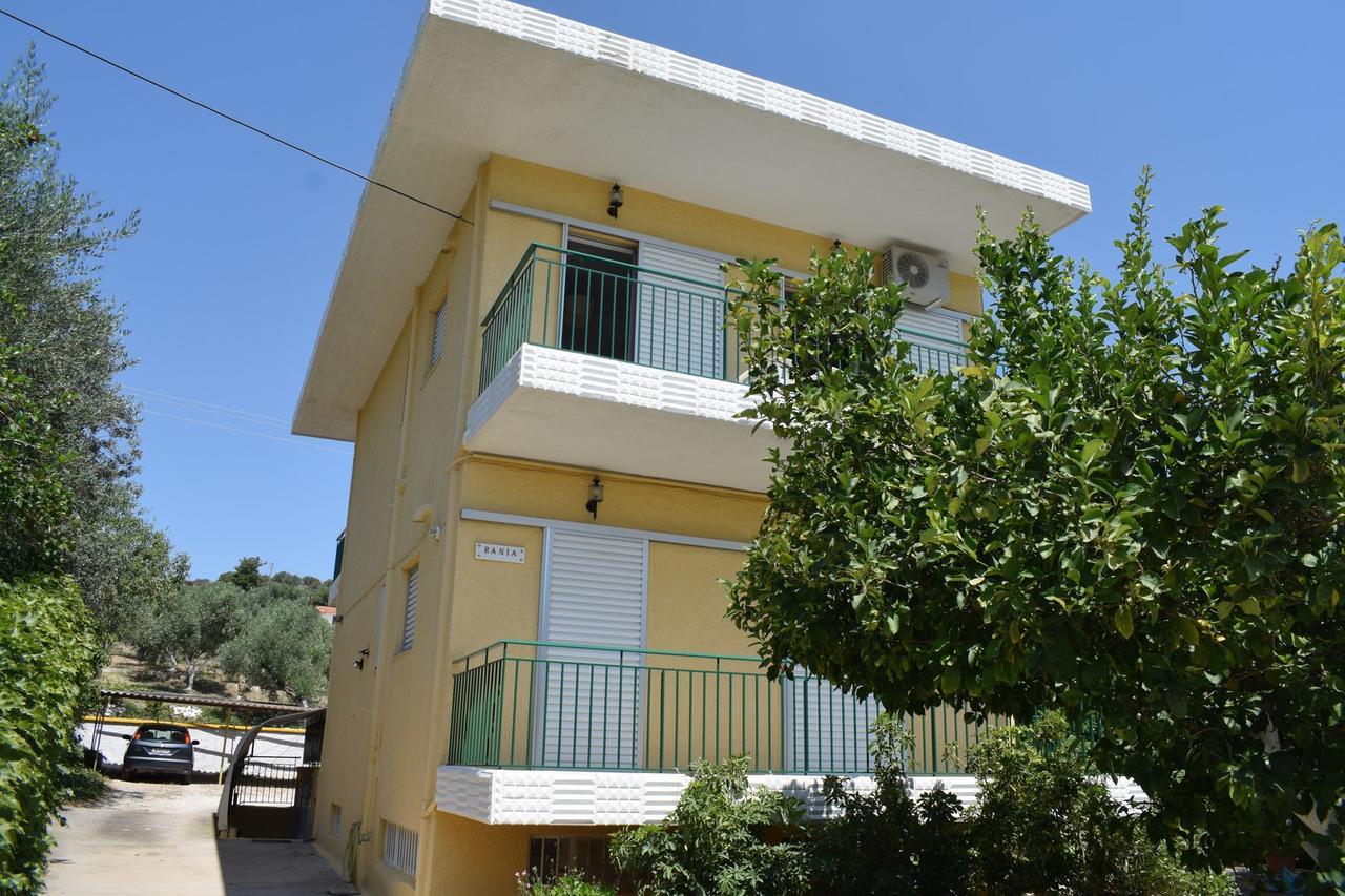 Apartments Rania Tolo Luaran gambar